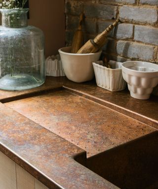 Kitchen countertop with brass finish