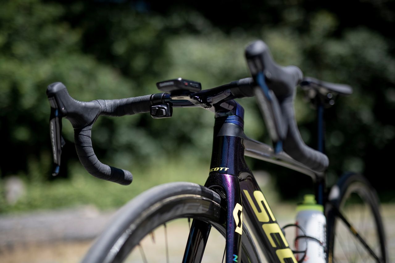A new integrated cockpit from Syncros was also launched with the bike