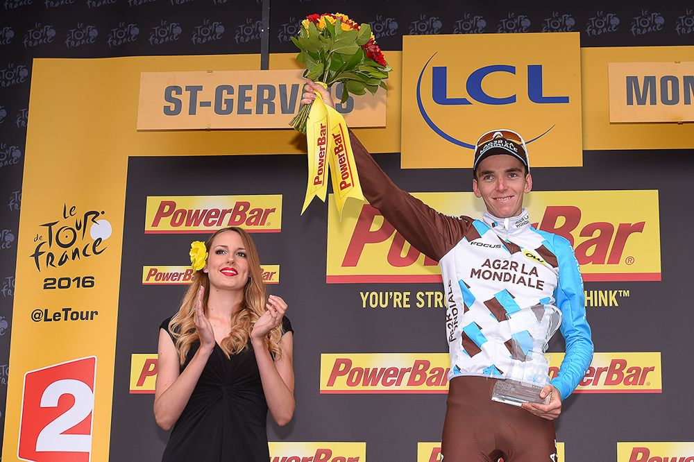 Romain Bardet ont he stage 19 podium