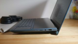 Asus ZenBook Duo (UX481) review