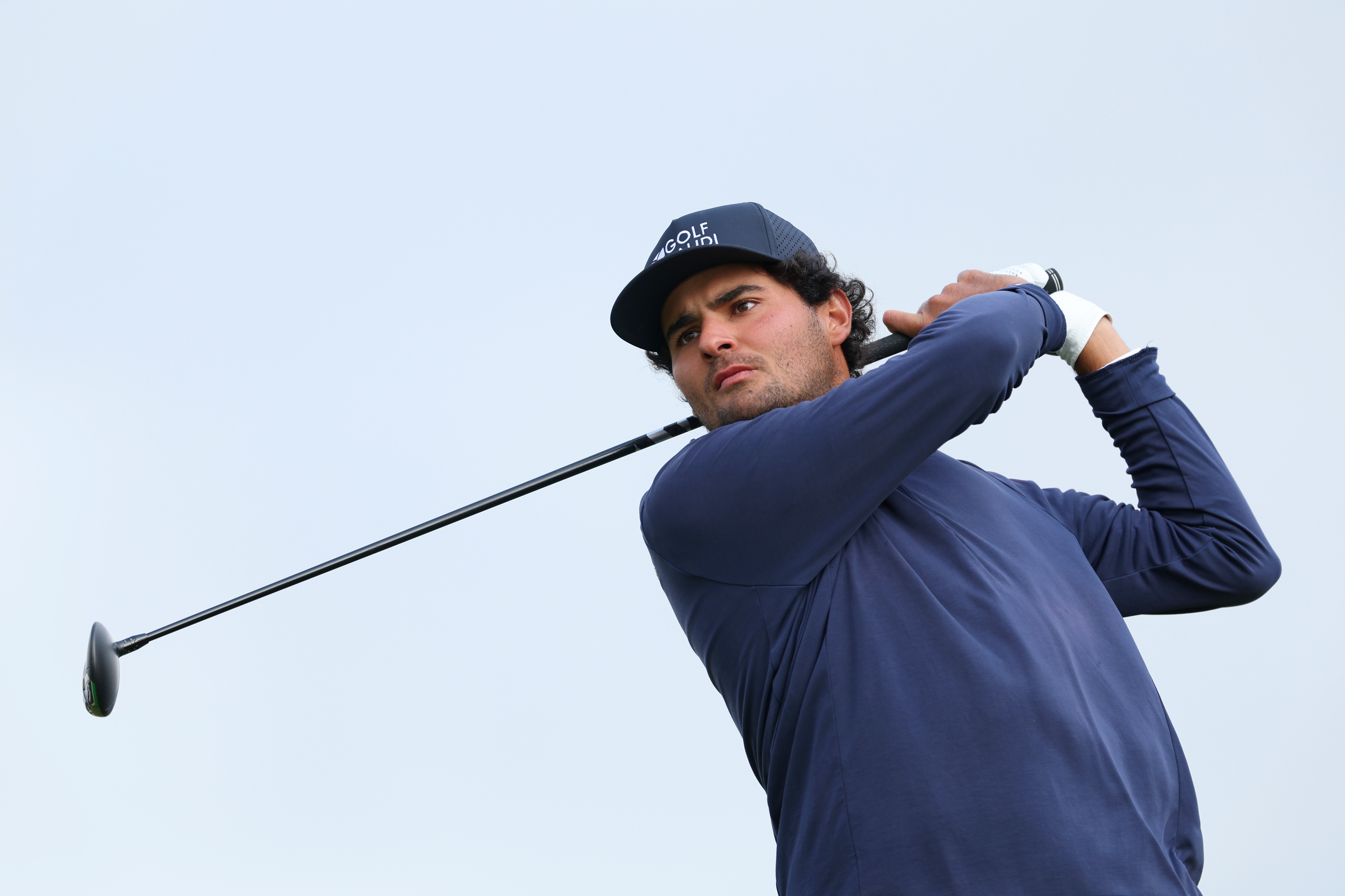 Eugenio Chacarra hits a fairway wood
