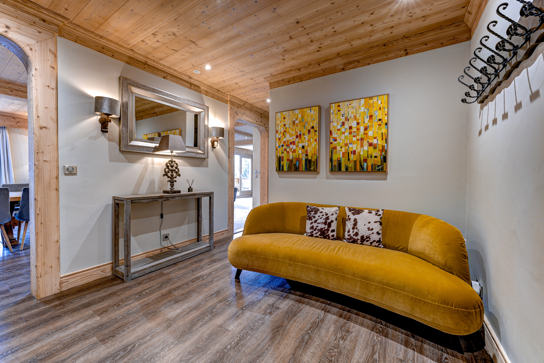 Images of the glorious chalet genepi