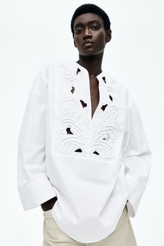 ChZe8QvpCEdCsXgQj9gYHF-320-80 أفضل بلوزات H&M: 16 ستبيع أولاً