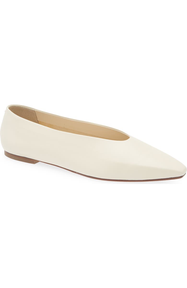 Betty Pointed Toe Flat