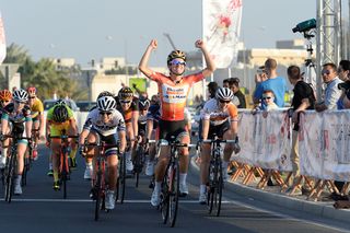 Stage 3 - Armitstead takes stage three victory at Ladies Tour of Qatar