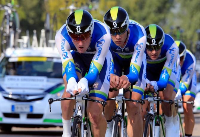 Durbridge leads Mouris and Bewley (Orica GreenEdge) during the TTT at the 2012 World Championships
