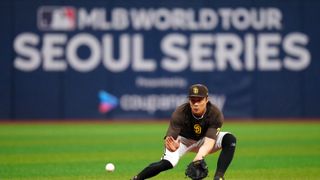Padres shortstop and Korea native Ha-Seong Kim fields a ball during MLB Seoul Series practice