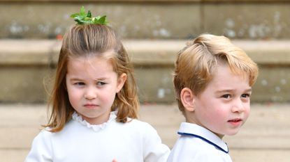 Child, Hairstyle, Toddler, Fun, Sibling, Uniform, Smile, Gesture, Ear, Child model, 