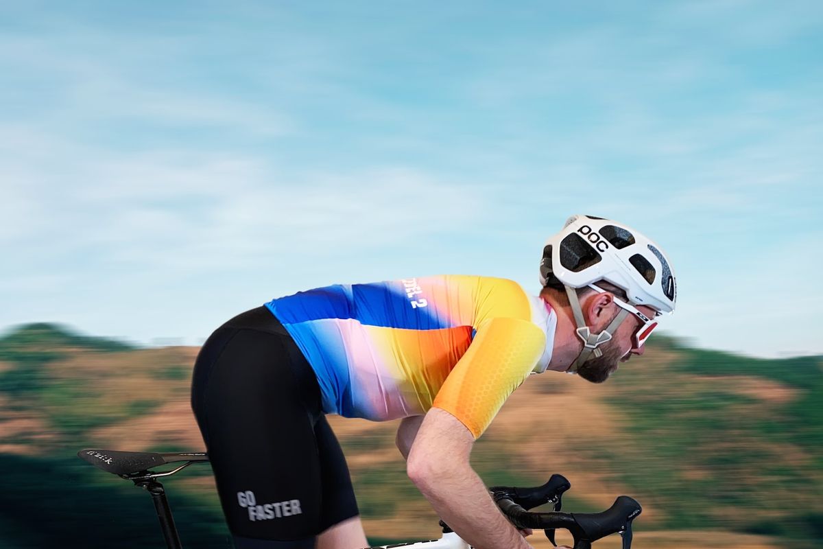 if i collapse pause my strava cycling jersey