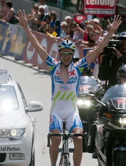 Alexandre Geniez (Skil - Shimano) celebrates his solo victory.