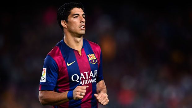 Luis Suarez makes his debut for FC Barcelona