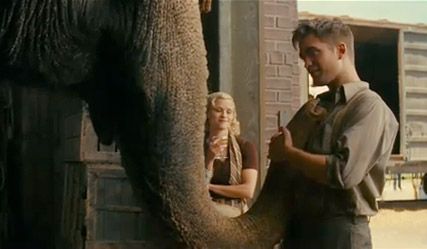 PREMIER APERÇU ! Robert Pattinson et Reese Witherspoon dans De l'eau pour les éléphants