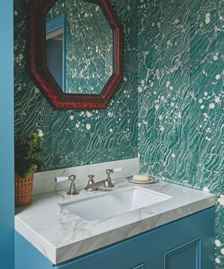 marble wallpaper in bathroom in green colour