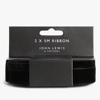 Pack of 2 black velvet ribbons