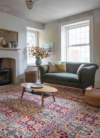 picture of living room with large regal rug