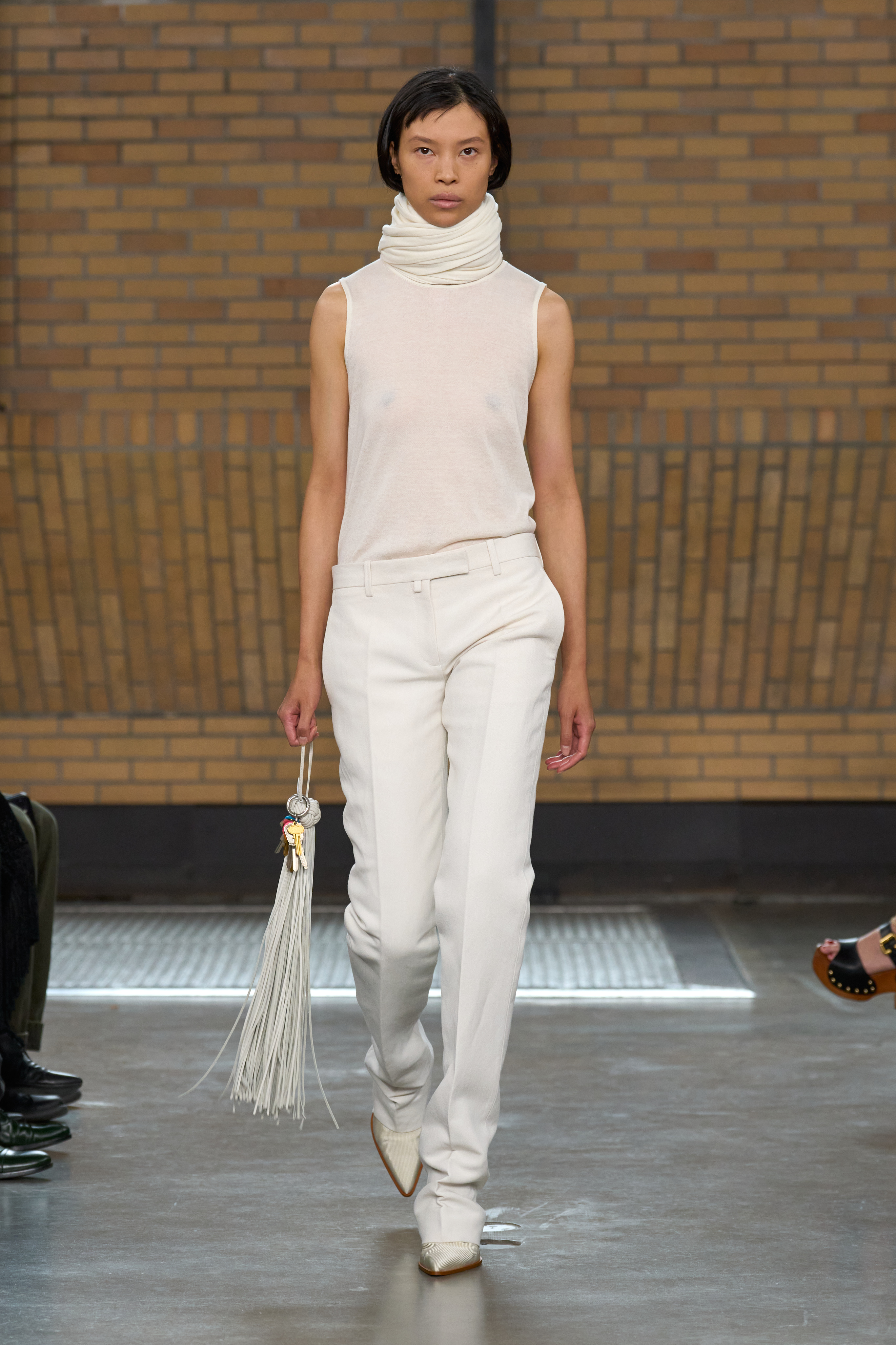 A model walks the calvin klein S/S 26 runway show.
