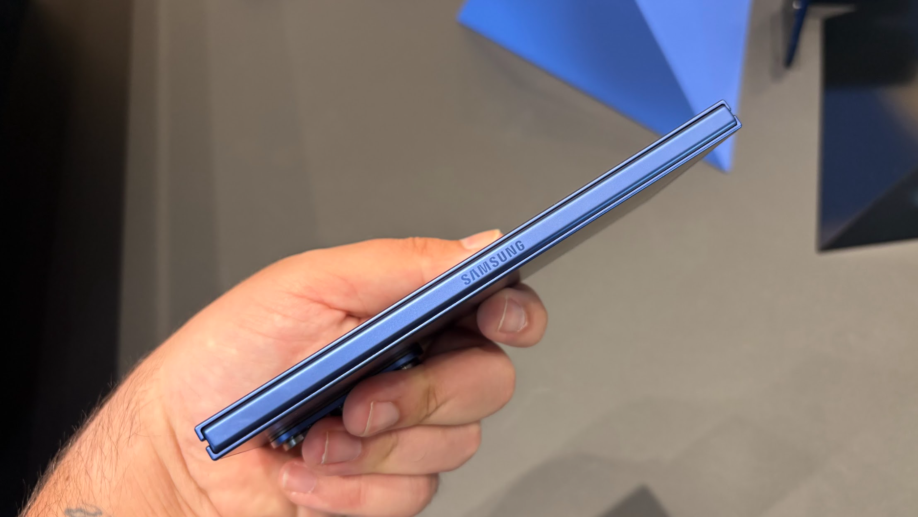 Samsung Galaxy Z Fold 7 in Shadow Blue in hand images