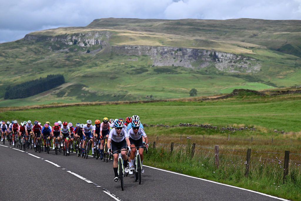 Peloton raced from Loch Lomond to Glasgow