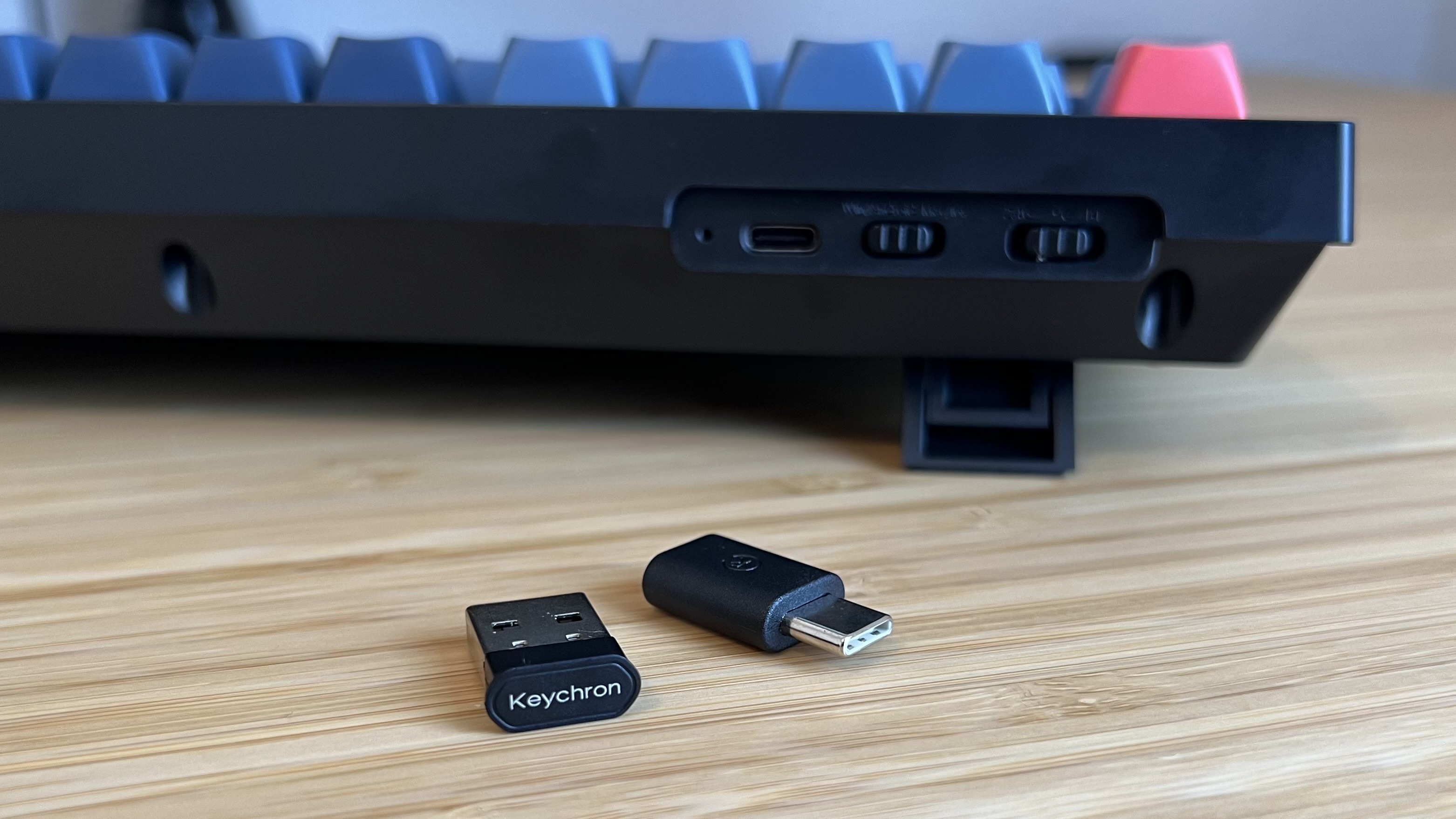 Front side of Keychron V6 Max keyboard with 2.4Ghz receivers unplugged