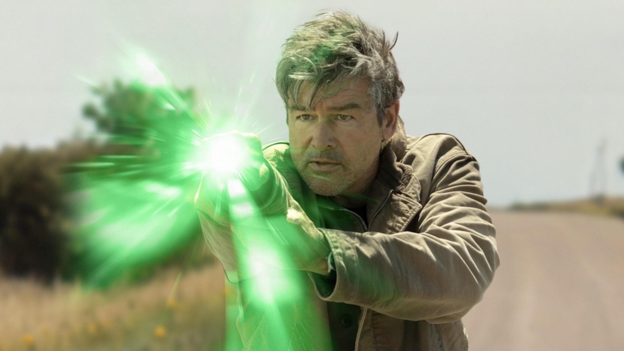 Hal's ring projecting green light in Lanterns Episode 5