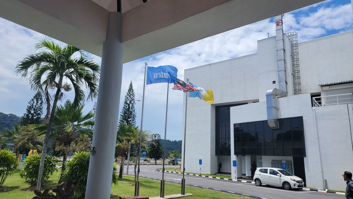 Inside Intel's CPU Packaging Factory: From Wafer to Chip | Tom's Hardware