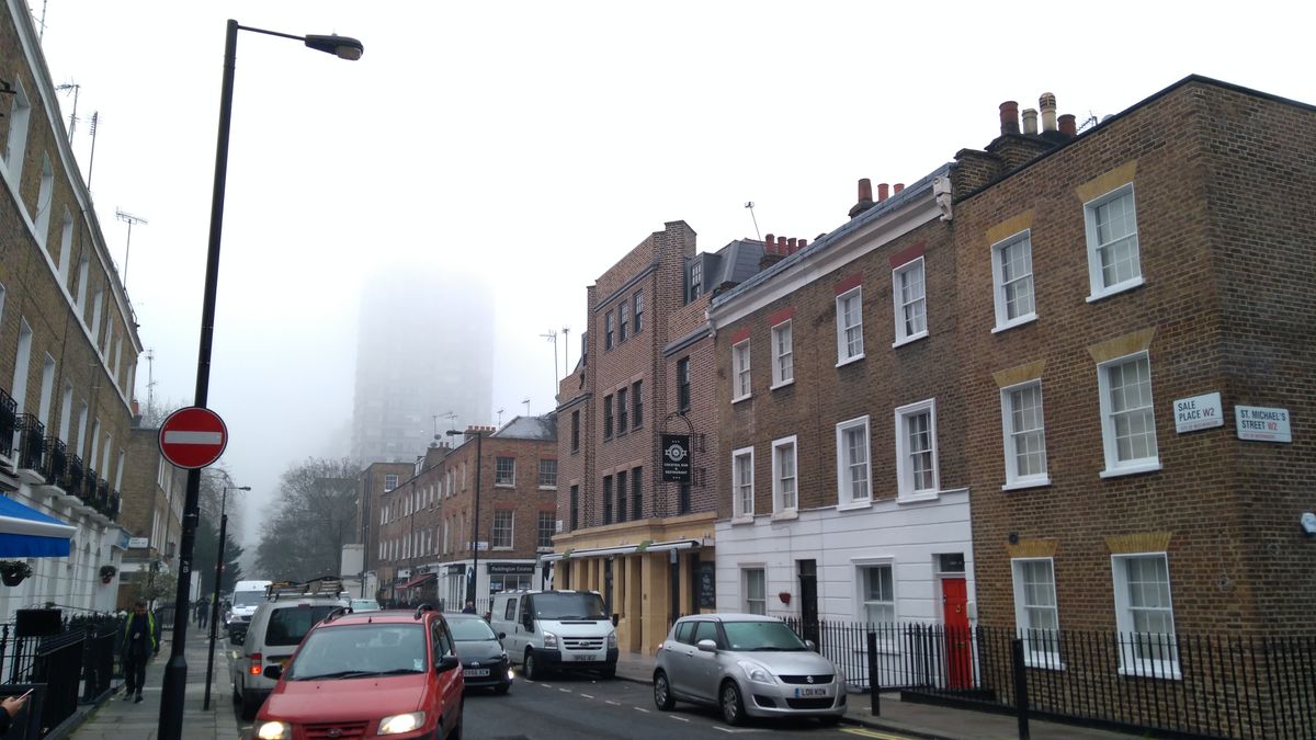 1. Despite being a dull day, this photo turned out well, with everything clear.