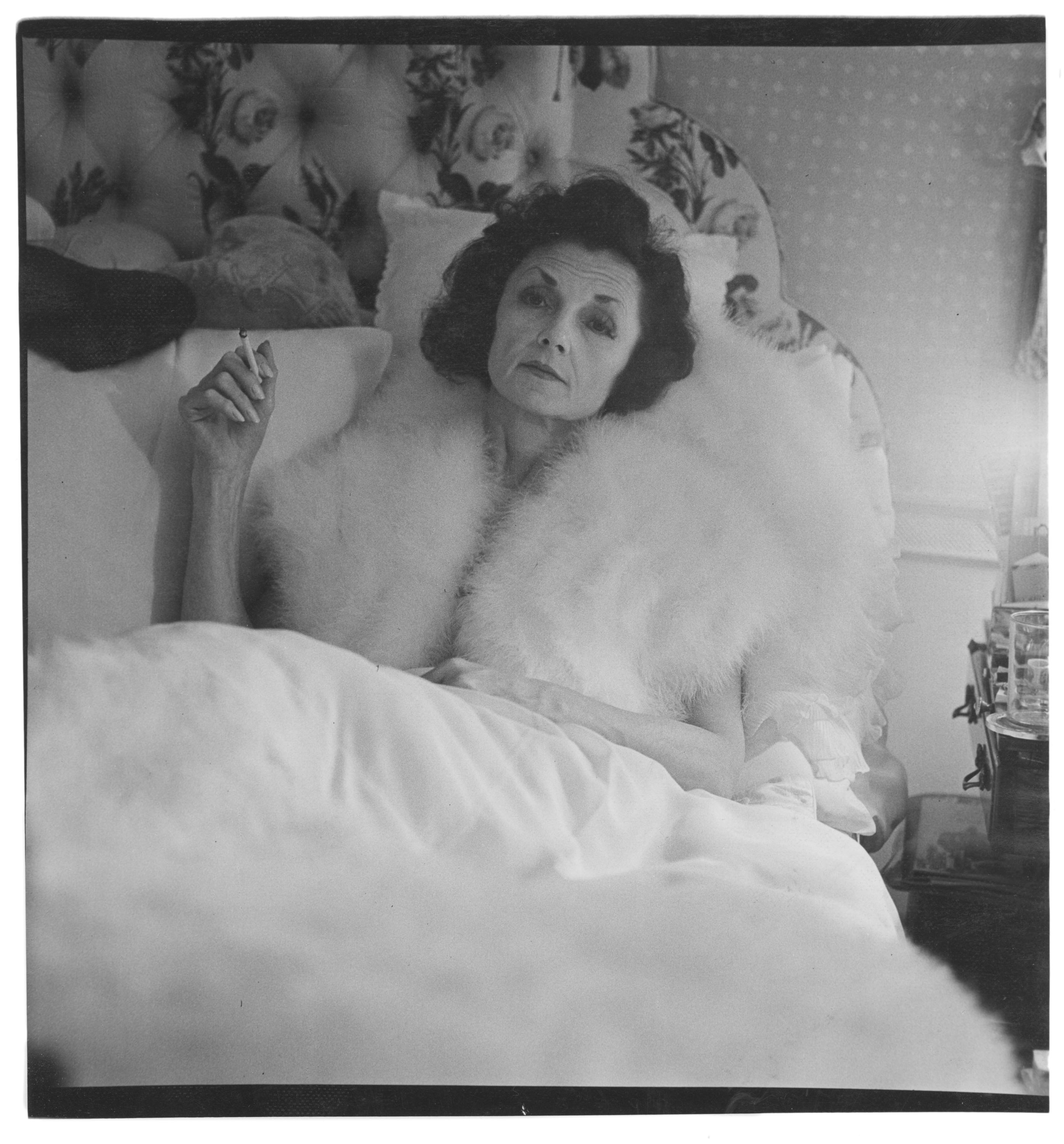 Diane Arbus, Brenda Diana Duff Frazier, 1938 Debutante of the Year, at home, Boston, Mass. 1966