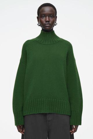 COS Chunky Pure Cashmere Turtleneck Jumper