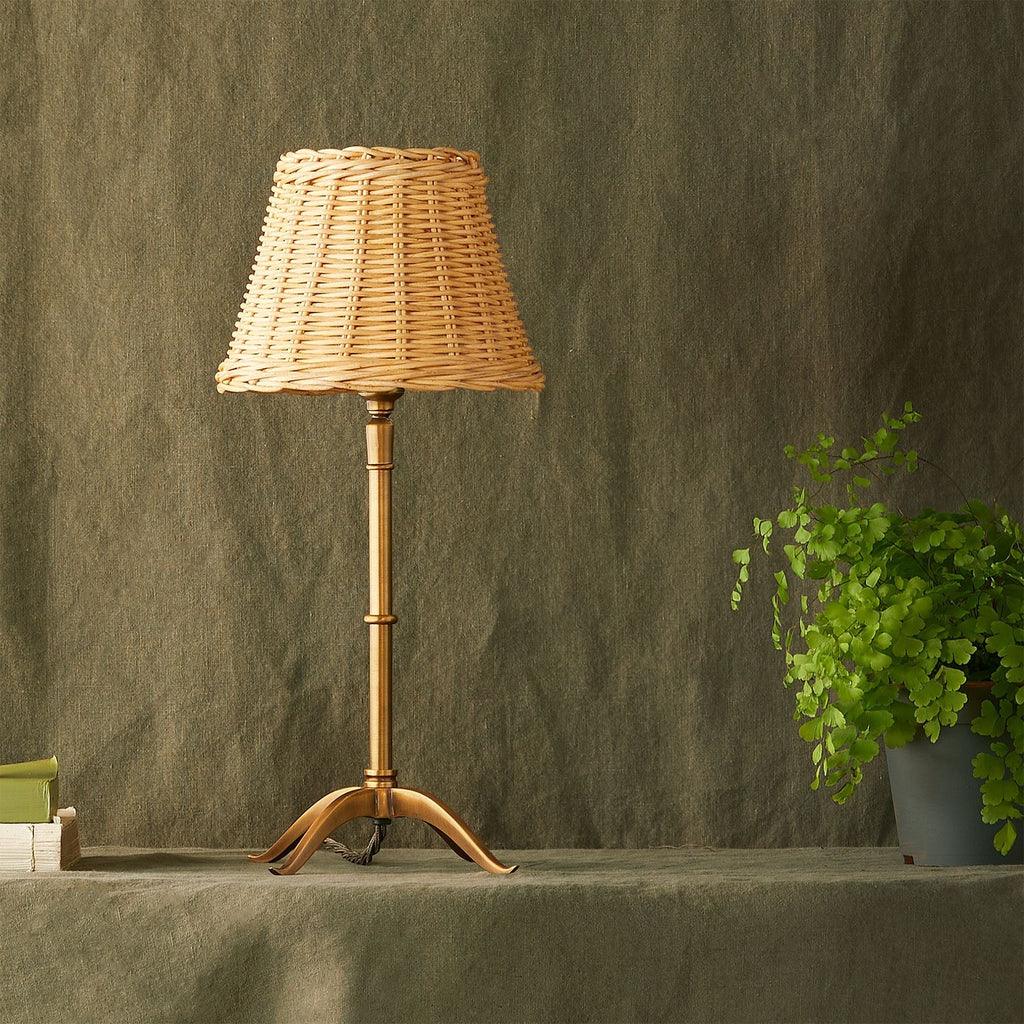 Incy Table Lamp in Antique Brass