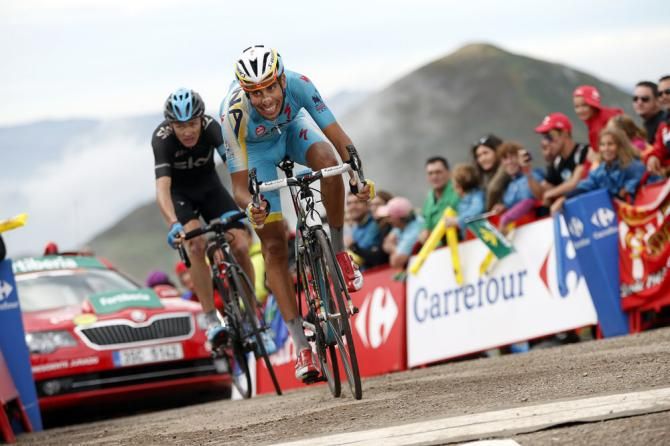Fabio Aru (Astana) leads home Christopher Froome (Sky)