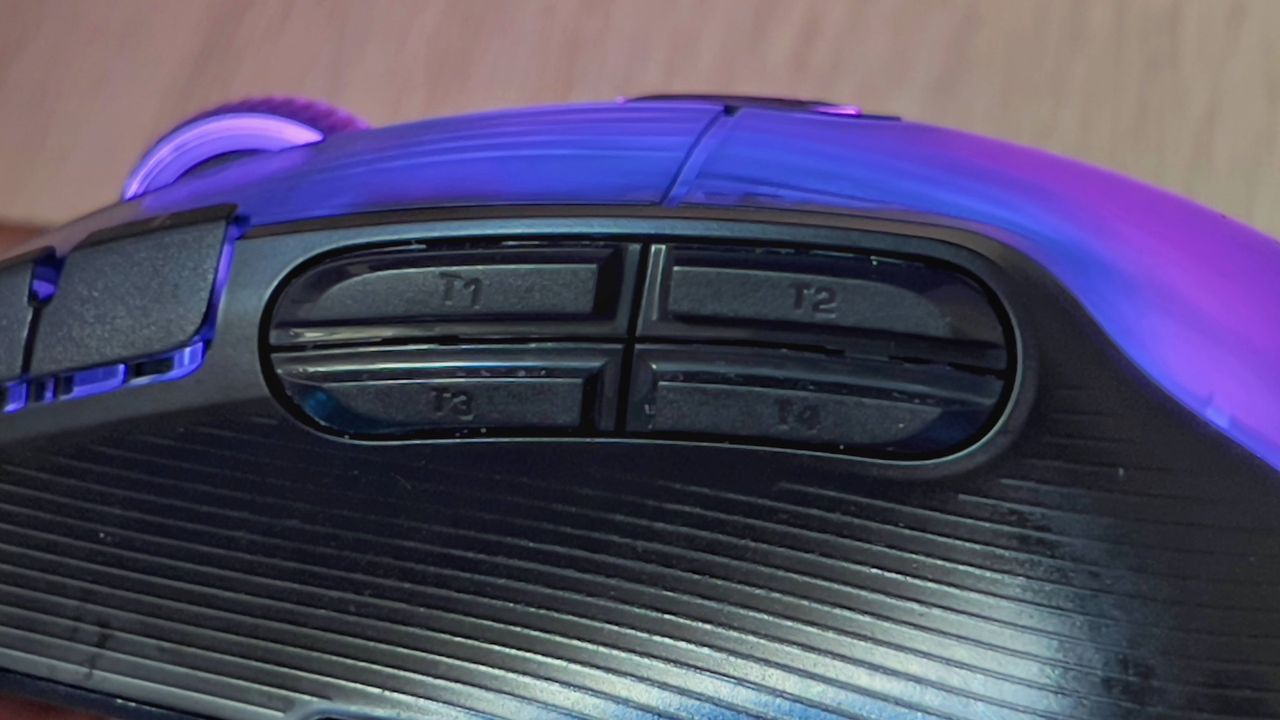 Roccat Kone XP gaming mouse