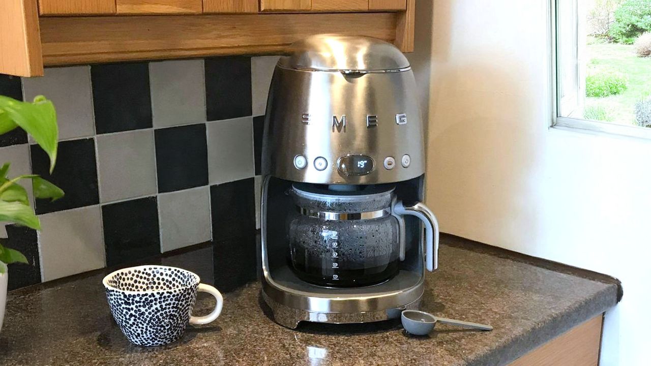 Smeg Drip Filter Coffee Machine
