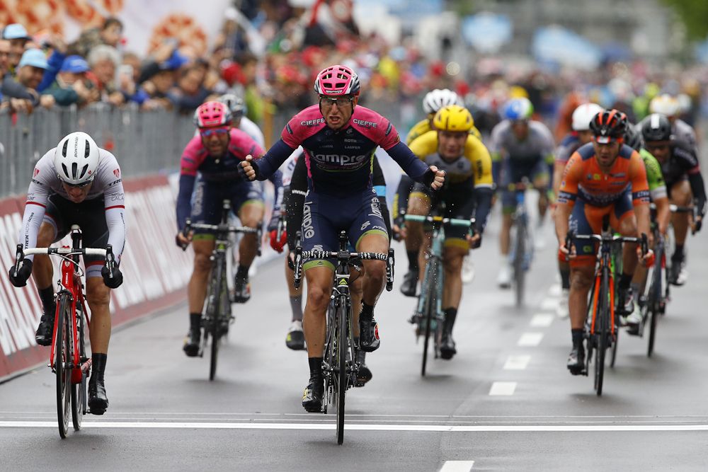Sacha Modolo takes stage 13 of the Giro d'Italia.