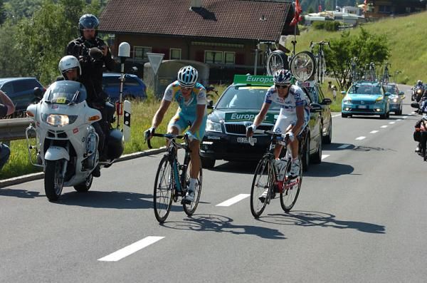 Tanel Kangert (Astana) and Jeremy Roy (FDJ)
