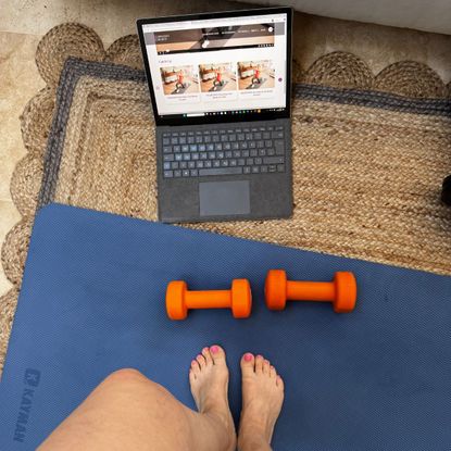 Health writer Anna trying Caroline's Circuits workouts every day