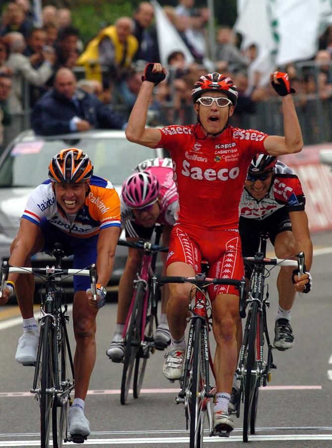 Damiano Cunego wins his first Lombardia