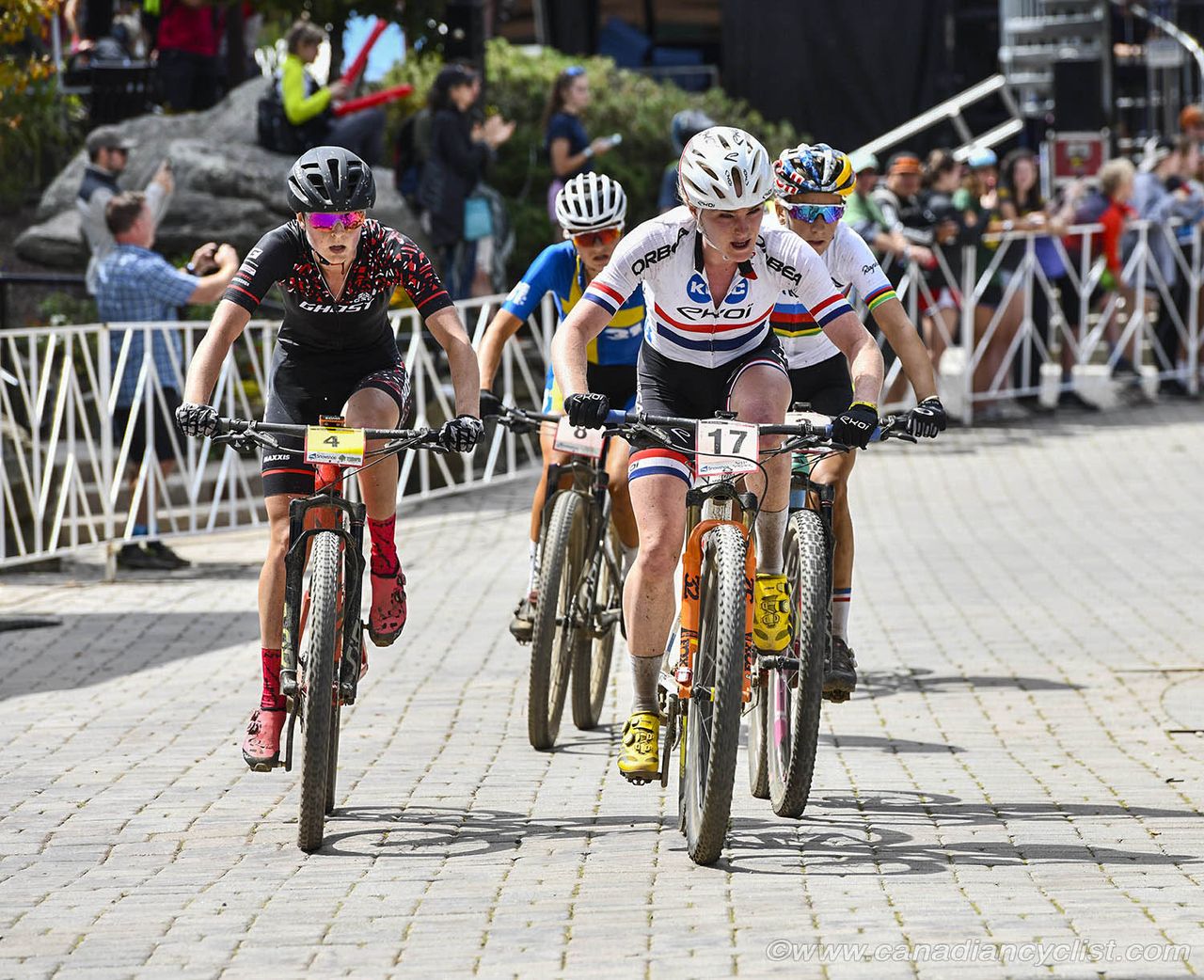 Annie Last (GBr) KMC-Ekoi-Orbea leading 3 to go