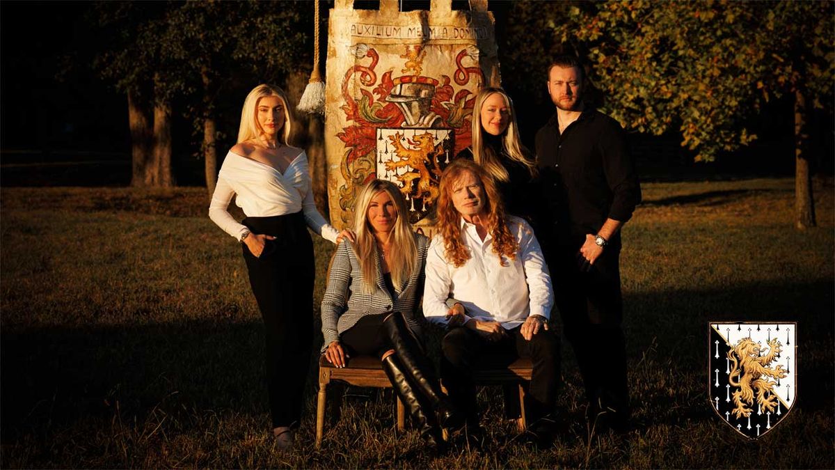 Electra, Pamela, Dave, Angela, and Justis Mustaine with the House Of Mustaine coat of arms