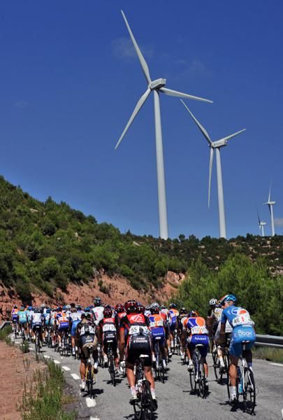 The peloton en route to Andorra in the Vuelta's 11th stage.