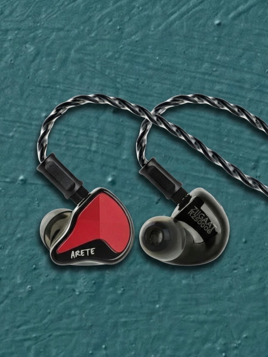 A selection of discounted IEMs from retailer Linsoul.
