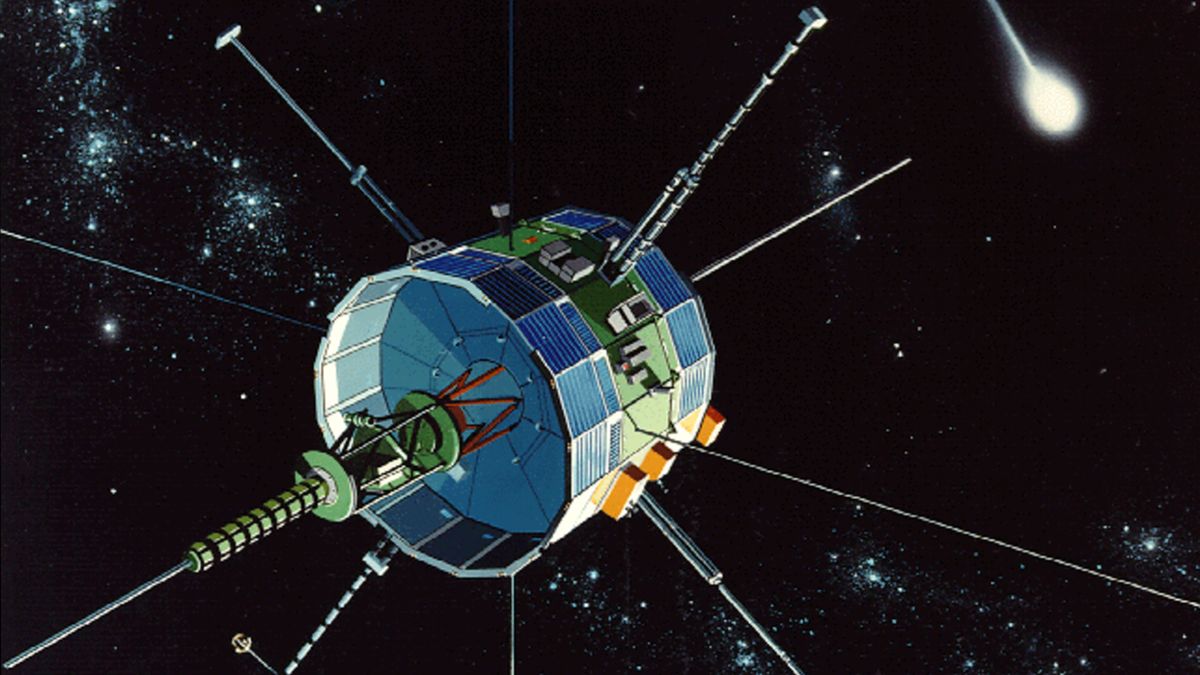 On this day in space! Sept. 11, 1985: The International Cometary Explorer makes 1st comet flyby in history for NASA and Europe