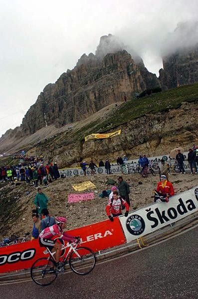 Marco Pinotti (T-Mobile) makes his way to the finish.