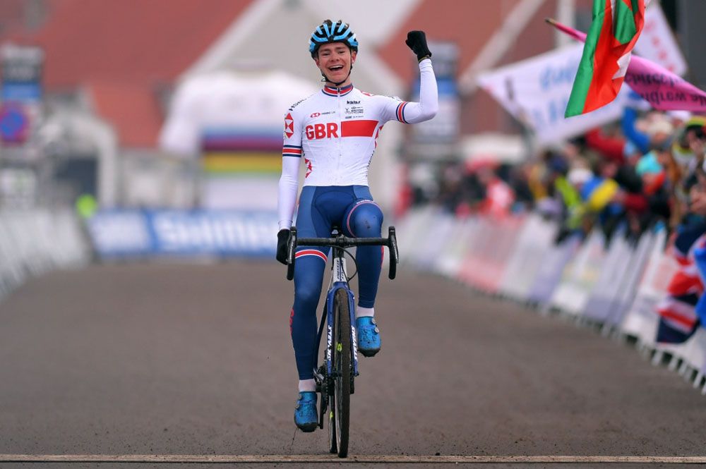 Ben Tulett (Great-Britain) wins the junior men's race at the UCI Cyclo-cross world championships