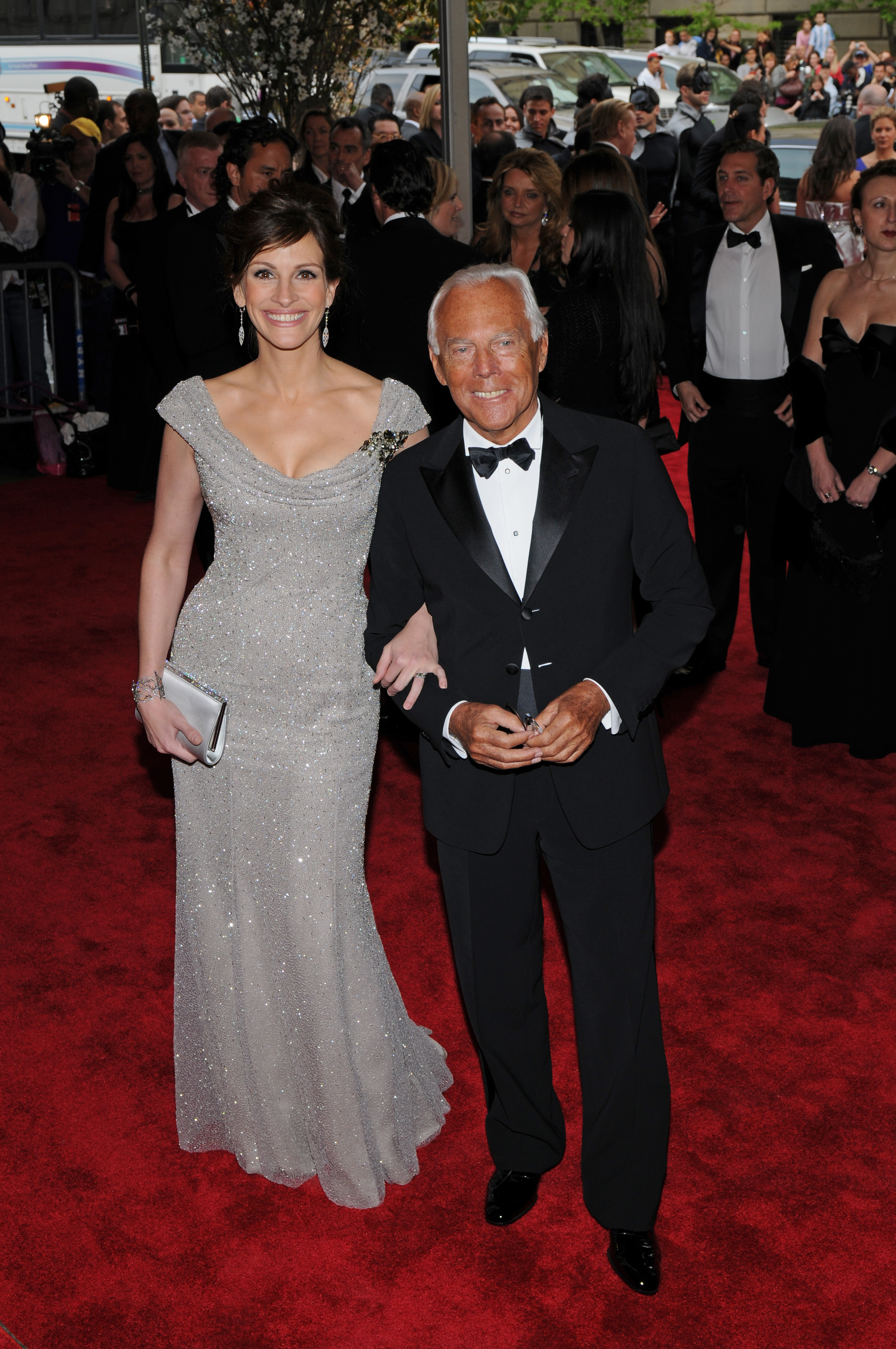 Julia Roberts and Giorgio Armani at the 2008 Met Gala