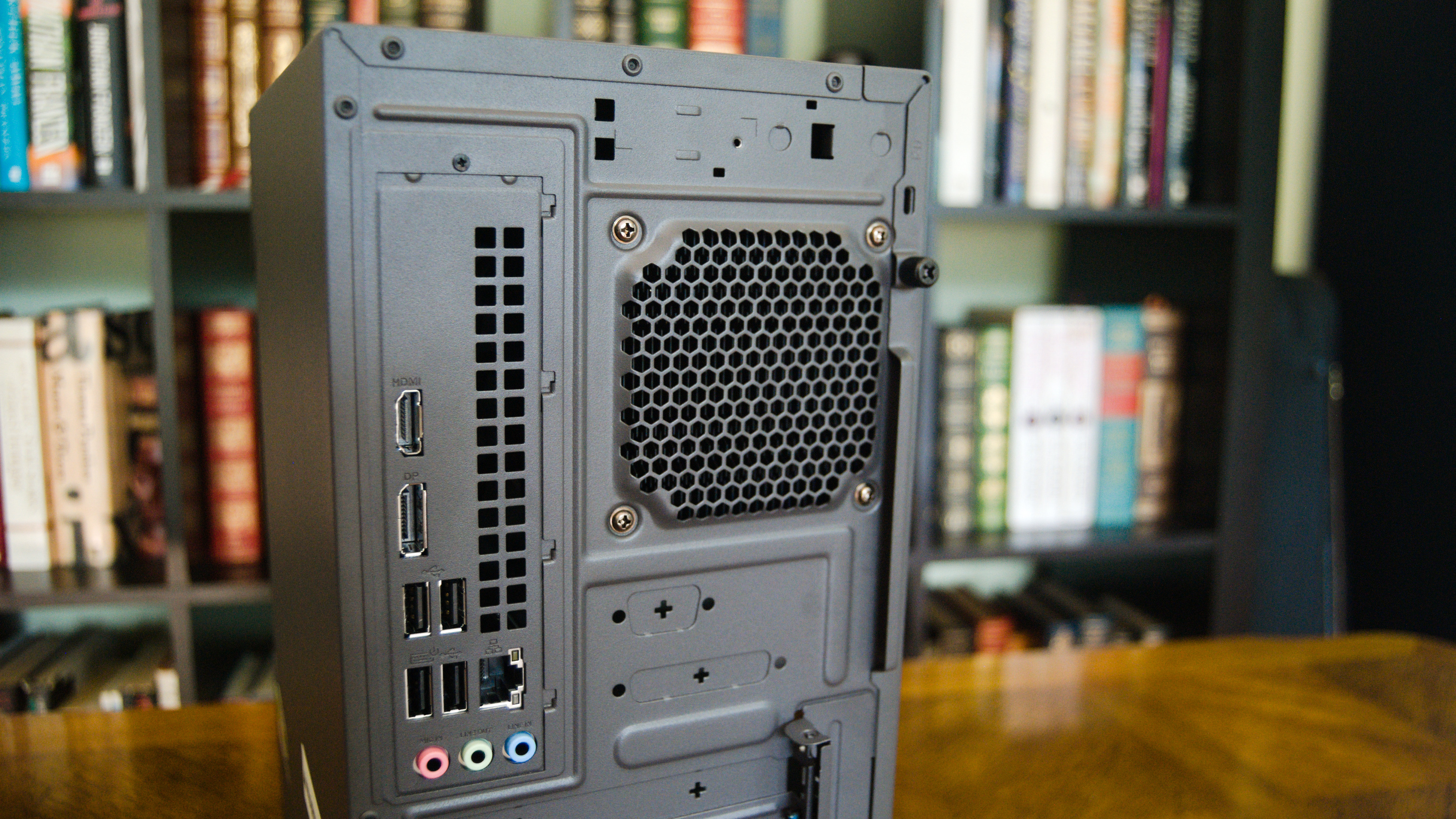 ASUS TUF Gaming T500