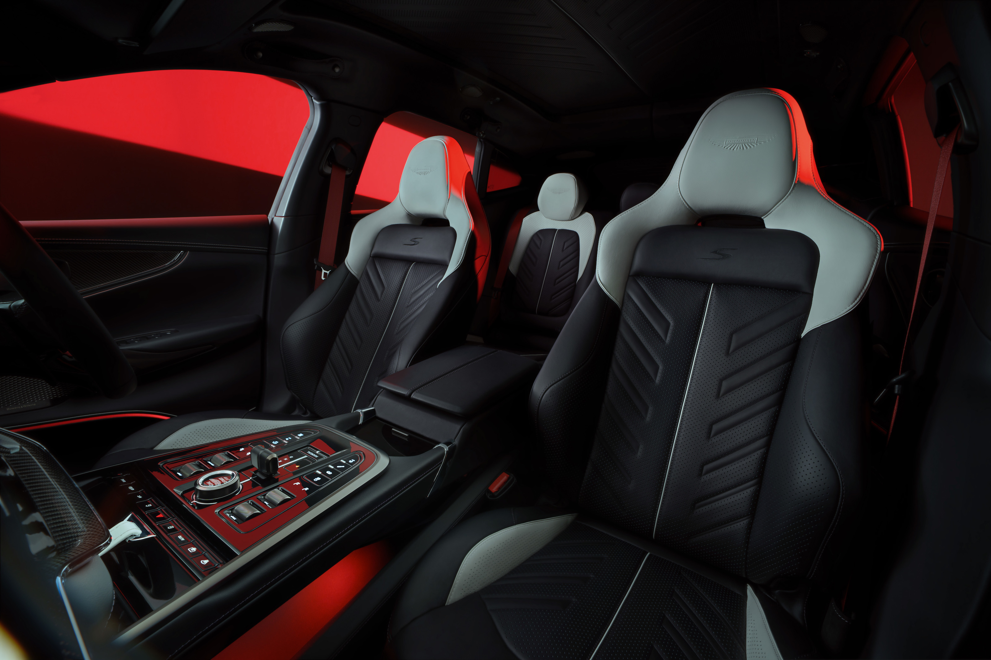 Aston Martin DBX S interior