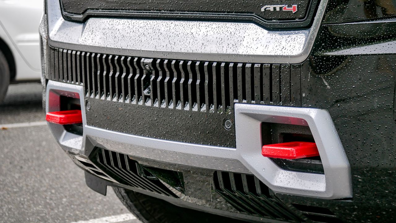 2025 GMC Sierra EV test drive.