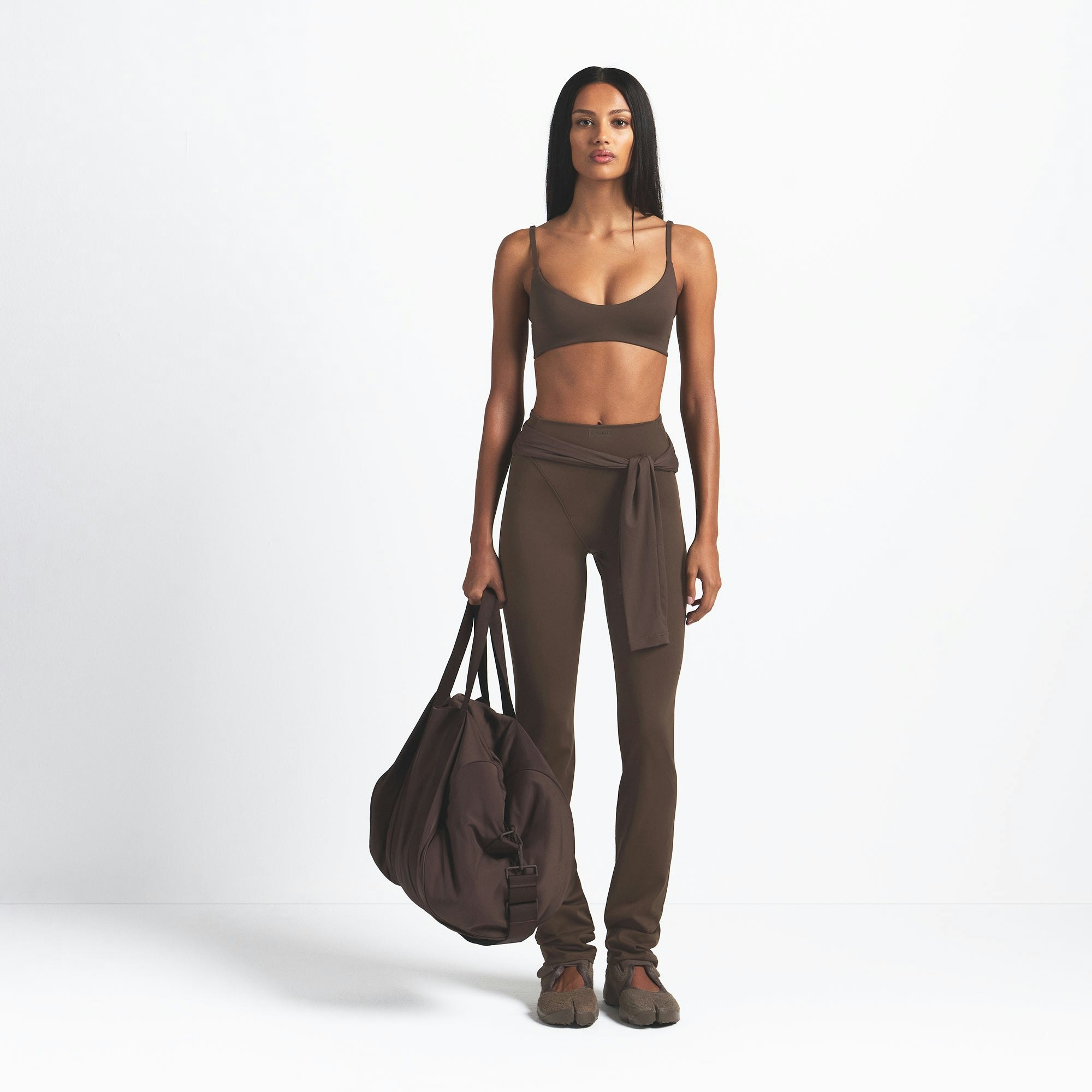 Nikeskims Matte V-Line 39" Straight Legging | Dark Sepia | Xxs