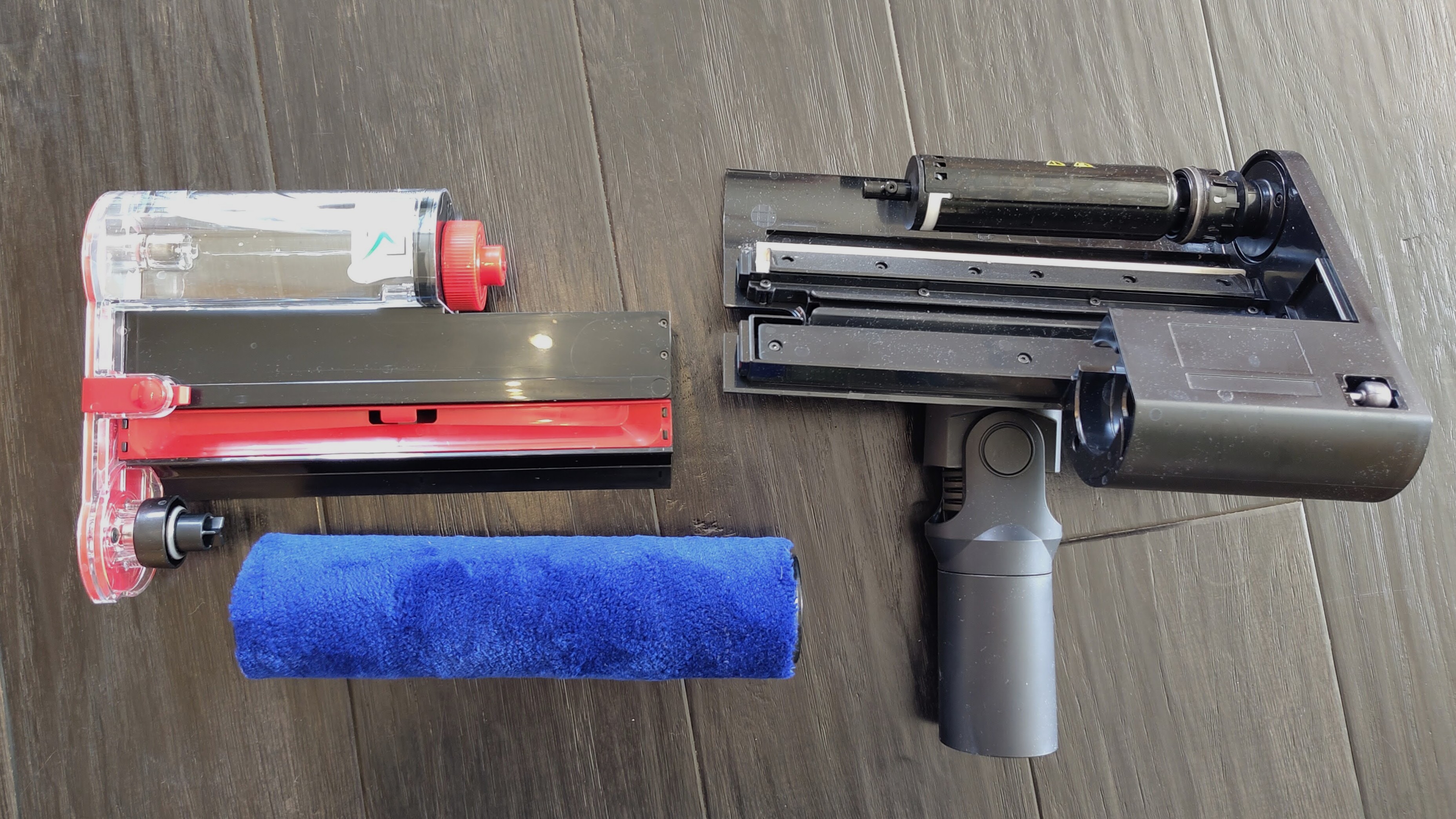 Dyson PencilWash floorhead disassembled