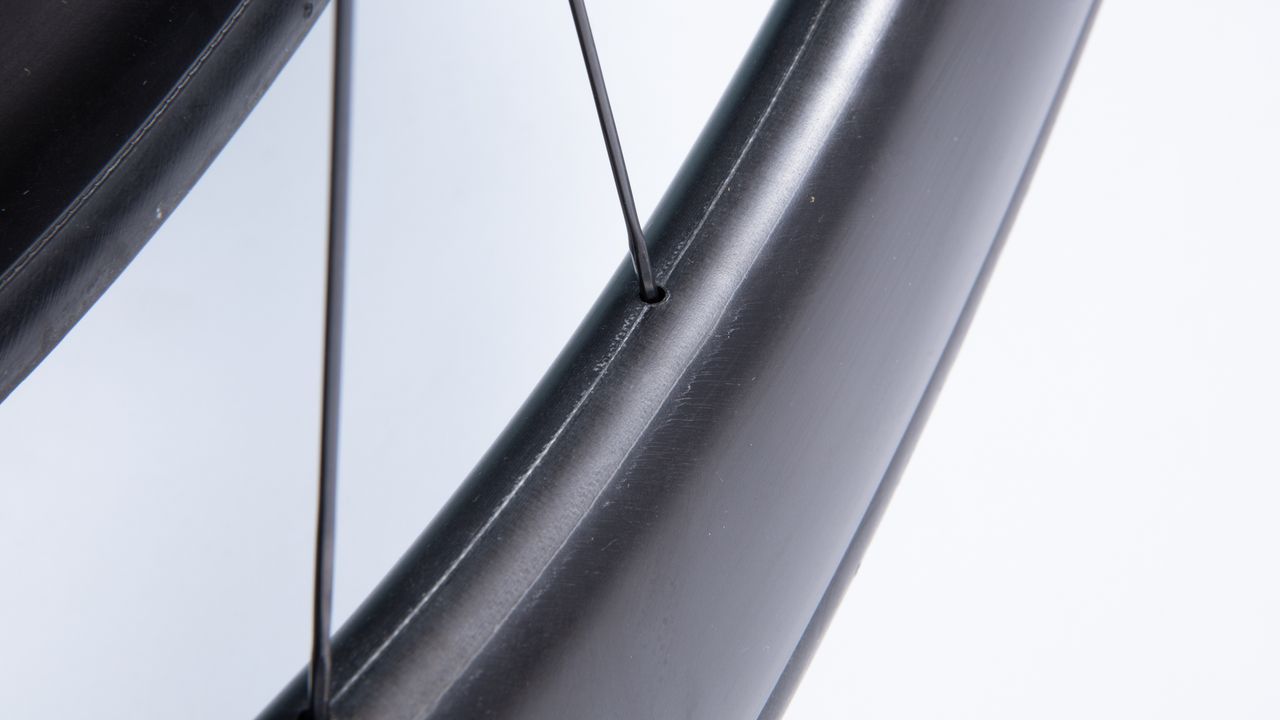 Enve SES 4.5 Wheelset detail of internal nipples